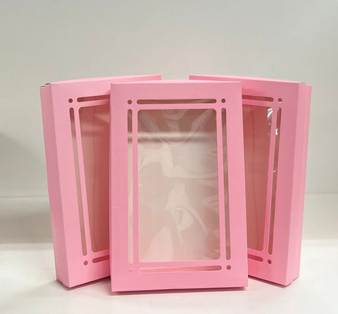 Medium Rectangular Gift Box (23.5 x18.5x5cm)